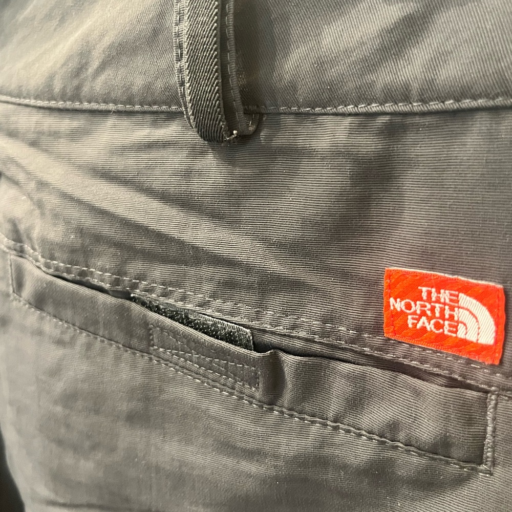 The North Face Women’s Gray Zip-Off Durable Outdoor Essential Pants | Size 10 - Picture 7 of 11